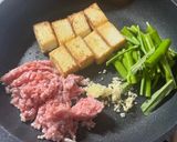 空芯菜と厚揚げの甘辛ひき肉あん作り方2写真