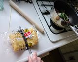 夕飯にお鍋１つで簡単！豚挽き肉で巾着煮作り方3写真