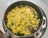 フリーズドライの卵スープで酸辣湯うどん作り方4写真