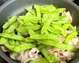 絹さやと豚バラ肉の甘辛炒め作り方5写真