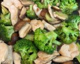ブロッコリーしいたけ鶏胸肉のトロ塩炒め作り方5写真