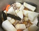 圧力鍋で大根とひき肉の煮物作り方3写真