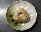 醤油の香ばしい香りが最高！塩昆布おにぎり作り方3写真