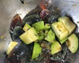 ピータンとアボカドのわさび醤油和え作り方4写真