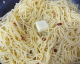 夏の小松菜ベーコンもちもちペペロンチーノ作り方2写真