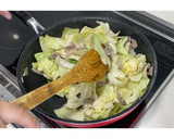 豚肉とキャベツのTKG旨辛丼★動画あり★作り方12写真