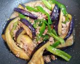 簡単ワンパン！ピーマンとなすの肉味噌炒め作り方9写真