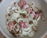 鶏モモしめじ玉ねぎのクリームパスタ作り方2写真