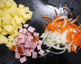 簡単！マヨなし☆ほくほくポテサラ作り方1写真
