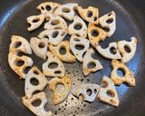 鶏ささみと蓮根のケチャップソース炒め作り方5写真