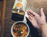 キヌアと根菜と椎茸とピーマンのスープ作り方3写真