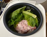 セロリと豚こまの炊き込みご飯作り方1写真
