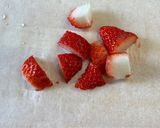 焼きバームクーヘンの苺チョコナッツ🍓🍫🥜作り方2写真
