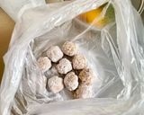 お弁当にも♬玄米甘酒で彩り甘辛肉団子作り方3写真