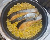 ほんのり甘くて美味しい鮭とコーンの炊き込みご飯作り方4写真