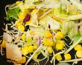 サラダライス●サラダと炒めたマヨライス作り方1写真