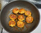 紅しょうがが決め手♪ソース味の鶏つくね作り方6写真