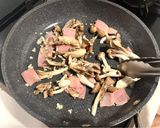 秋を先取り⭐︎キノコと明太子の具沢山な和風パスタ作り方2写真