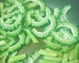 レトルト●アスパラ＆ゴーヤーの目玉カレー作り方2写真
