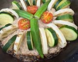 簡単びっくりハンバーグ✴︎夏野菜たっぷり作り方5写真