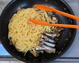 オイルサーディンと舞茸のパスタ作り方5写真