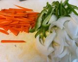 ぼんじり入り塩焼きそば。作り方2写真