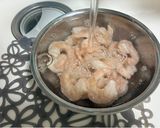 ぷりぷりエビマヨ😋背わたナシ冷凍海老で簡単調理🍤作り方1写真