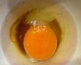 卵一個でしょっぱい玉子焼き作り方1写真