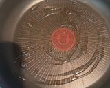 塩こしょうで鶏ももズッキーニ作り方3写真