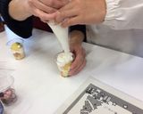 【宮野森小学校】米粉のトライフル作り方13写真