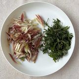 ご飯に合う！鶏皮とみょうがの香味和え作り方1写真