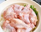 旨み濃縮！手羽元とセロリの無水カレー作り方4写真