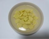 灰汁抜き、ふきじゃがいも油揚げの味噌汁作り方14写真