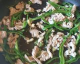 10分で簡単⭐️豚肉とピーマンの甘辛炒め作り方5写真