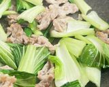 青梗菜と豚肉のにんにくオイスター炒め作り方6写真