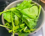 ほうれん草ミルクチーズソースの旨味パスタ作り方1写真