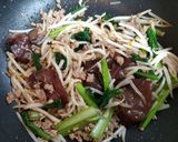 簡単今日の夕飯！小松菜木耳もやし挽肉炒め作り方5写真
