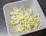 簡単おつまみ！長ネギマヨチーズせんべい作り方1写真