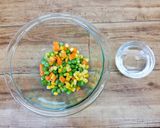 お手軽　野菜チーズマフィン作り方1写真