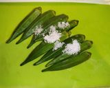 オクラの豚肉巻き作り方1写真