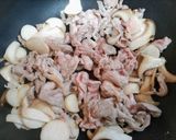 節約簡単夕飯！エリンギと豚こまで味噌豚キムチ！丼作り方4写真