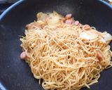 コンソメパンチ味焼きそば作り方5写真