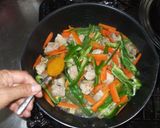 キャベツ鶏肉カレー粉炒め♪簡単レシピ作り方5写真