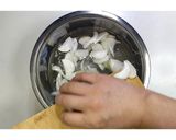 ボリューム感アップ！鶏肉の生姜焼き★動画作り方9写真