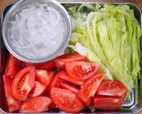 ベーコンとトマトの和風マリネサラダ😘🥗作り方1写真