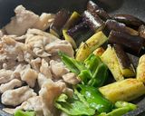 なすとピーマン、豚肉の青じそ甘辛炒め作り方2写真