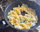 簡単！ピリ辛！食べるラー油炒飯作り方5写真