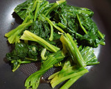簡単！美味しい♬ほうれん草のごま油炒め♬作り方5写真