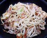 超簡単！関西人が作る焼きうどん！作り方4写真