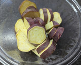 サクっ！さつまいもと豚小間肉の甘酢炒め作り方2写真